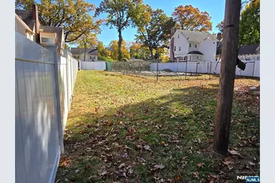 679 Haxtun Avenue, Orange, NJ 07050 - Photo 3