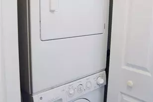 154 Lynette Dr, Fort Lee, NJ 07024 - Photo 5