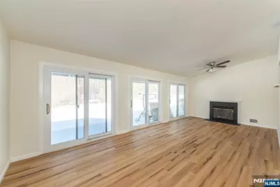 7 Summit, Clinton, NJ 08801 - Photo 5