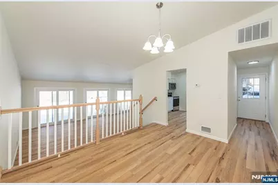 7 Summit, Clinton, NJ 08801 - Photo 11