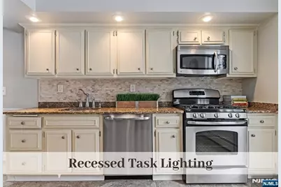 64 Anona Drive, Upper Saddle River, NJ 07458 - Photo 15