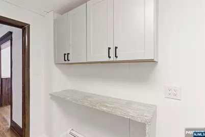 428 Lawton Avenue, Cliffside Park, NJ 07010 - Photo 23