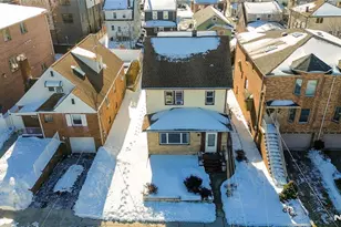 428 Lawton Ave, Cliffside Park, NJ 07010 - Photo 3