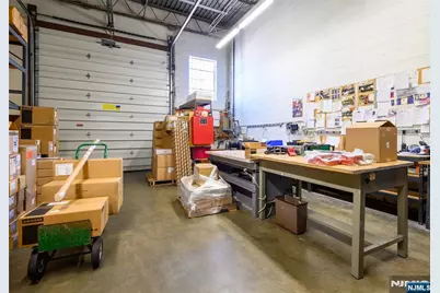 307 Pleasantview Avenue, Hackensack, NJ 07601 - Photo 13