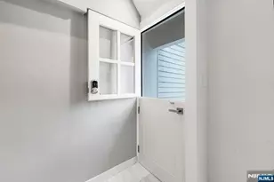 32 Forest Street 2, Montclair, NJ 07042 - Photo 11