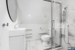 32 Forest Street 2, Montclair, NJ 07042 - Photo 17