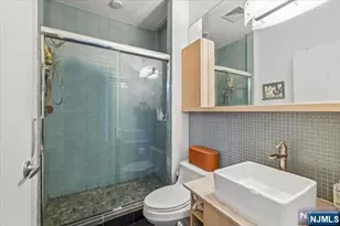 310 Cliff Ln 1H, Cliffside Park, NJ 07010 - Photo 15