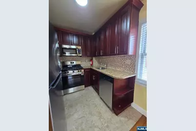 5 Bay Avenue 2 #2, Bloomfield, NJ 07003 - Photo 7