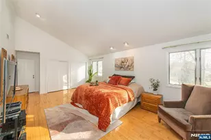 36 Yellow Brick Rd, Wayne, NJ 07470 - Photo 29