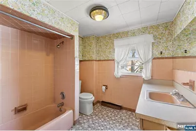 109 Center Street, New Milford, NJ 07646 - Photo 15