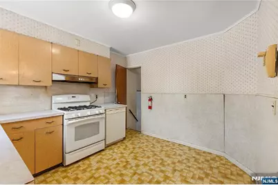 109 Center Street, New Milford, NJ 07646 - Photo 9