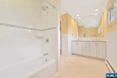 164 Grace Avenue, Old Tappan, NJ 07675 - Photo 19