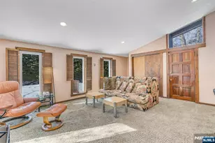 1 Grange Ct, Teaneck Township, NJ 07666 - Photo 11