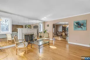 1 Grange Ct, Teaneck Township, NJ 07666 - Photo 3