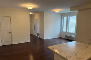 307 Gorge Road 402, Cliffside Park, NJ 07010 - Photo 5