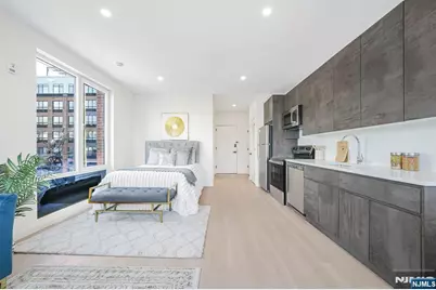 1 Mallory 203 #203, Jersey City, NJ 07305 - Photo 3