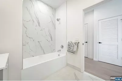 1 Mallory 203 #203, Jersey City, NJ 07305 - Photo 5