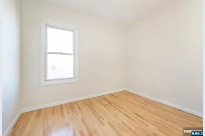 1022 E 22nd, Paterson, NJ 07513 - Photo 17