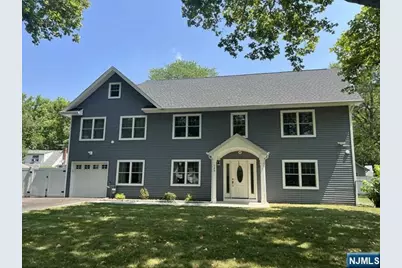 125 Arcola Avenue, Paramus, NJ 07652 - Photo 1
