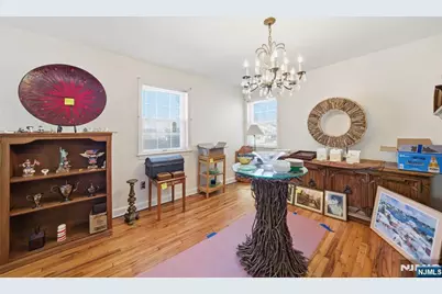 110 New York Avenue, Bergenfield, NJ 07621 - Photo 7