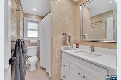 180 Highfield Lane, Nutley, NJ 07110 - Photo 15