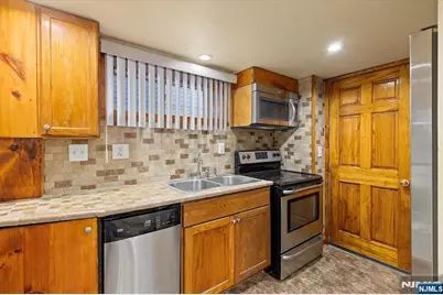 62 Johnson Avenue, Wallington, NJ 07057 - Photo 19