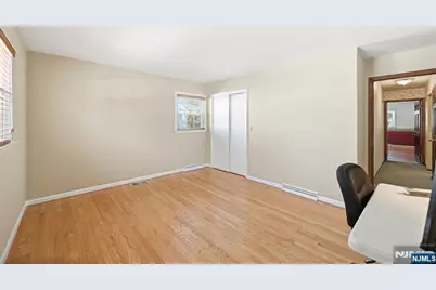 17 Pascack Road, Park Ridge, NJ 07656 - Photo 19