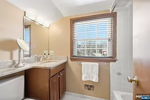 17 Pascack Rd, Park Ridge, NJ 07656 - Photo 25