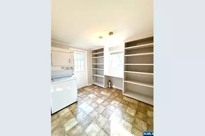 66 Stuart Street B #B, Waldwick, NJ 07463 - Photo 11