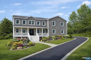 14 Sterling Dr, Sussex, NJ 07461 - Photo 1