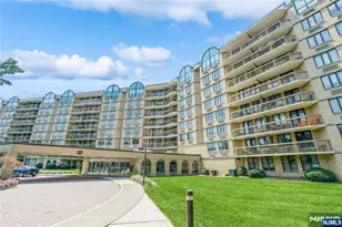 10 Smith Manor Blvd 121, West Orange Township, NJ 07052 - Photo 1