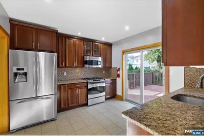 24-09 Rosalie Street, Fair Lawn, NJ 07410 - Photo 5