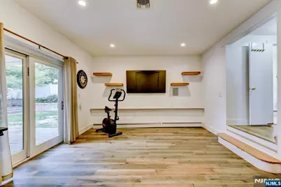 204 Gilbert Avenue, Elmwood Park, NJ 07407 - Photo 39