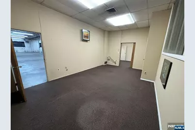 41 Woodbine Street, Bergenfield, NJ 07621 - Photo 17