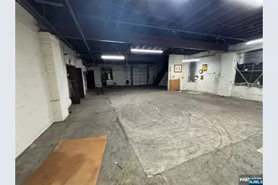 41 Woodbine Street, Bergenfield, NJ 07621 - Photo 9