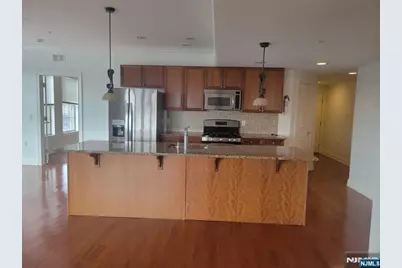 54 Polifly Road 506 #506, Hackensack, NJ 07601 - Photo 3