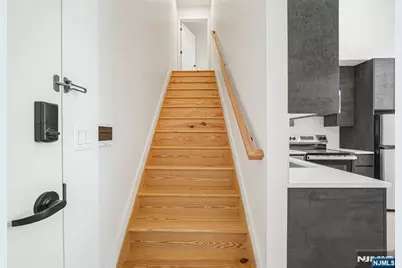 1 Mallory Avenue, Jersey City, NJ 07305 - Photo 7