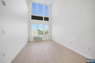 1 Mallory Ave, Jersey City, NJ 07305 - Photo 5