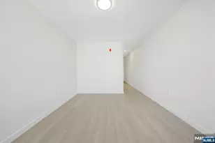 1 Mallory 506, Jersey City, NJ 07305 - Photo 19