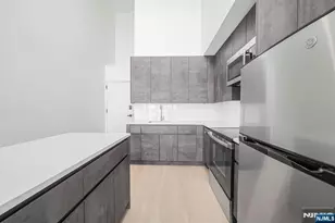 1 Mallory 506, Jersey City, NJ 07305 - Photo 13