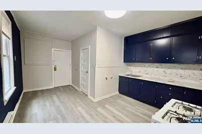 17 Franklin Avenue 6 #6, Harrison, NJ 07029 - Photo 5