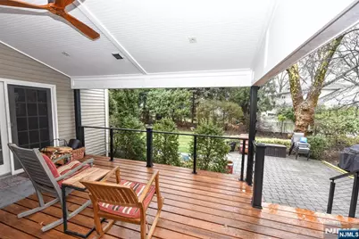 84 W Midland Avenue, Paramus, NJ 07652 - Photo 29