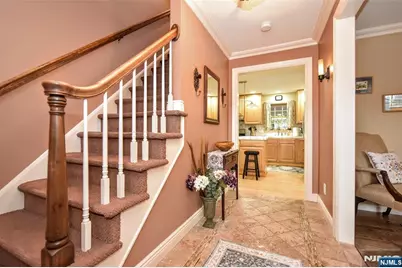 84 W Midland Avenue, Paramus, NJ 07652 - Photo 3