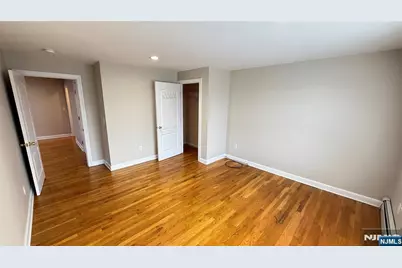 56 Woodward Avenue, Rutherford, NJ 07070 - Photo 17
