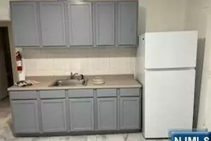 220 Columbia Ave 2, Passaic, NJ 07055 - Photo 19