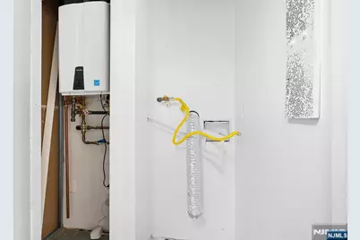 1 Englewood Avenue, Englewood, NJ 07631 - Photo 15