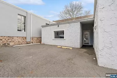 1 Englewood Avenue, Englewood, NJ 07631 - Photo 25