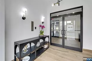 255 Ridge Road 305, Lyndhurst Township, NJ 07071 - Photo 5