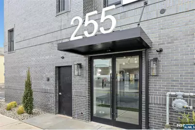 255 Ridge Road 307 #307, Lyndhurst Township, NJ 07071 - Photo 3