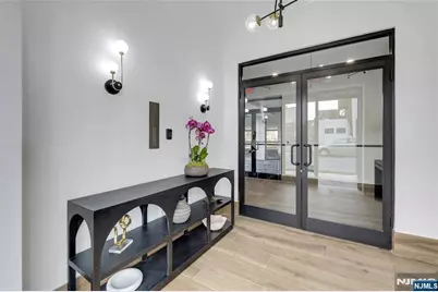 255 Ridge Road 307 #307, Lyndhurst Township, NJ 07071 - Photo 5